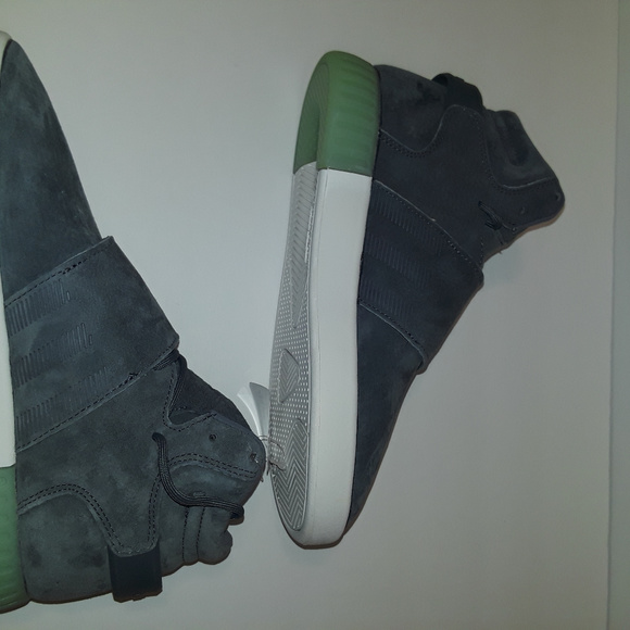 Adidas Invader With Strap Size 7.5 Casual Shoe New - Picture 5 of 7